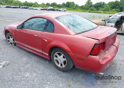 2000 Ford Mustang из США, поврежденный, VIN 1FAFP4046YF136163